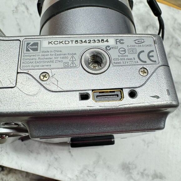 Kodak EasyShare Z740 5.0MP 10x Zoom Silver Digital Camera - TESTED WORKING - Picture 10 of 13